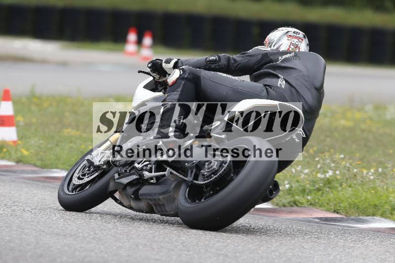 /37 28.07.2025 Dunlop Ride und Test Day ADR/Einsteiger gruen/64